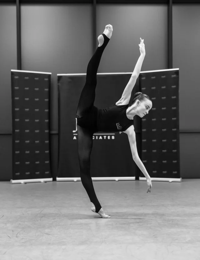A little 2025 photo dump after an amazing first week back🖤

*enrolment will close mid February, join now to perform in our annual summer show❗️