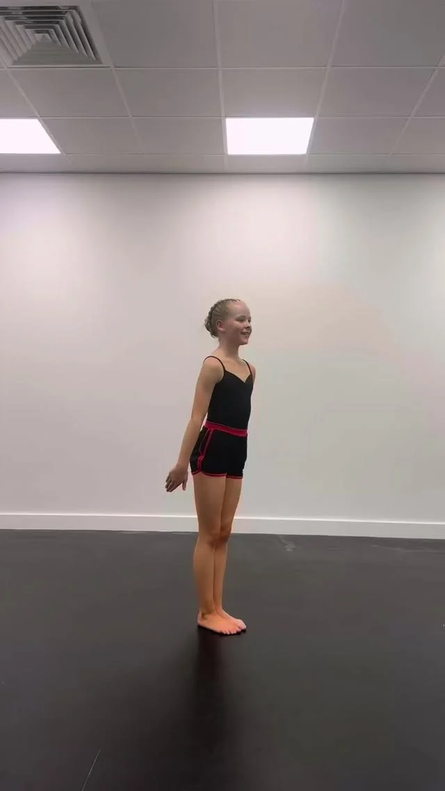 When their tech looks like this at 11😍

Our beautiful Miller in her private with @staceyycorness ❗️